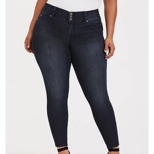 EUC Torrid 12R Jegging- SUPER STRETCH DARK Wash